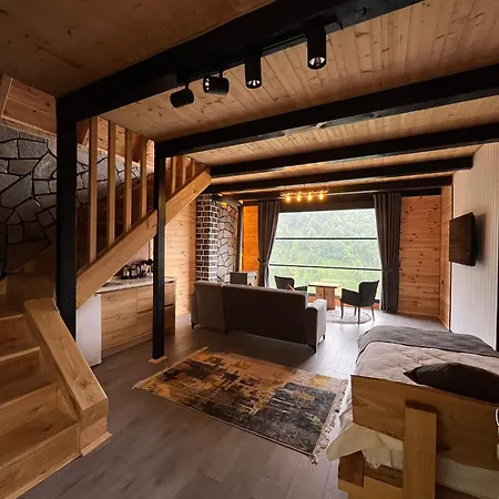 Lodge Ena *